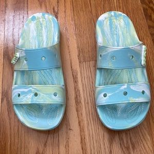 Classic two strap slide sandal Crocs Marble green blue Women’s 9